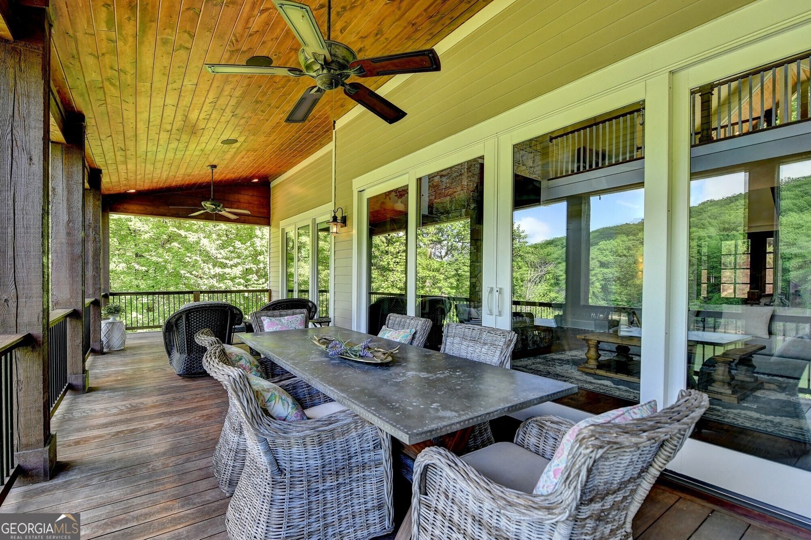 676 North Shore Drive Cleveland - 35