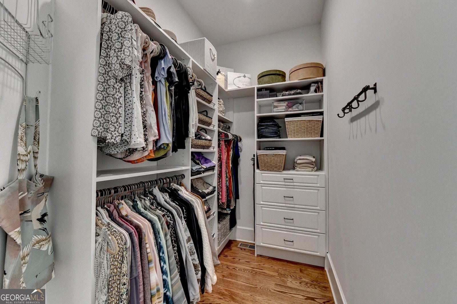 676 North Shore Drive Cleveland - 49