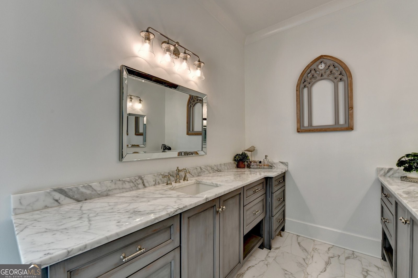 676 North Shore Drive Cleveland - 52