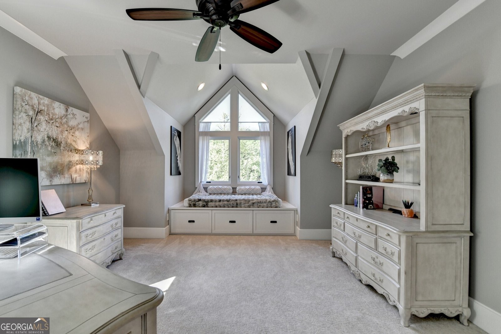 676 North Shore Drive Cleveland - 60