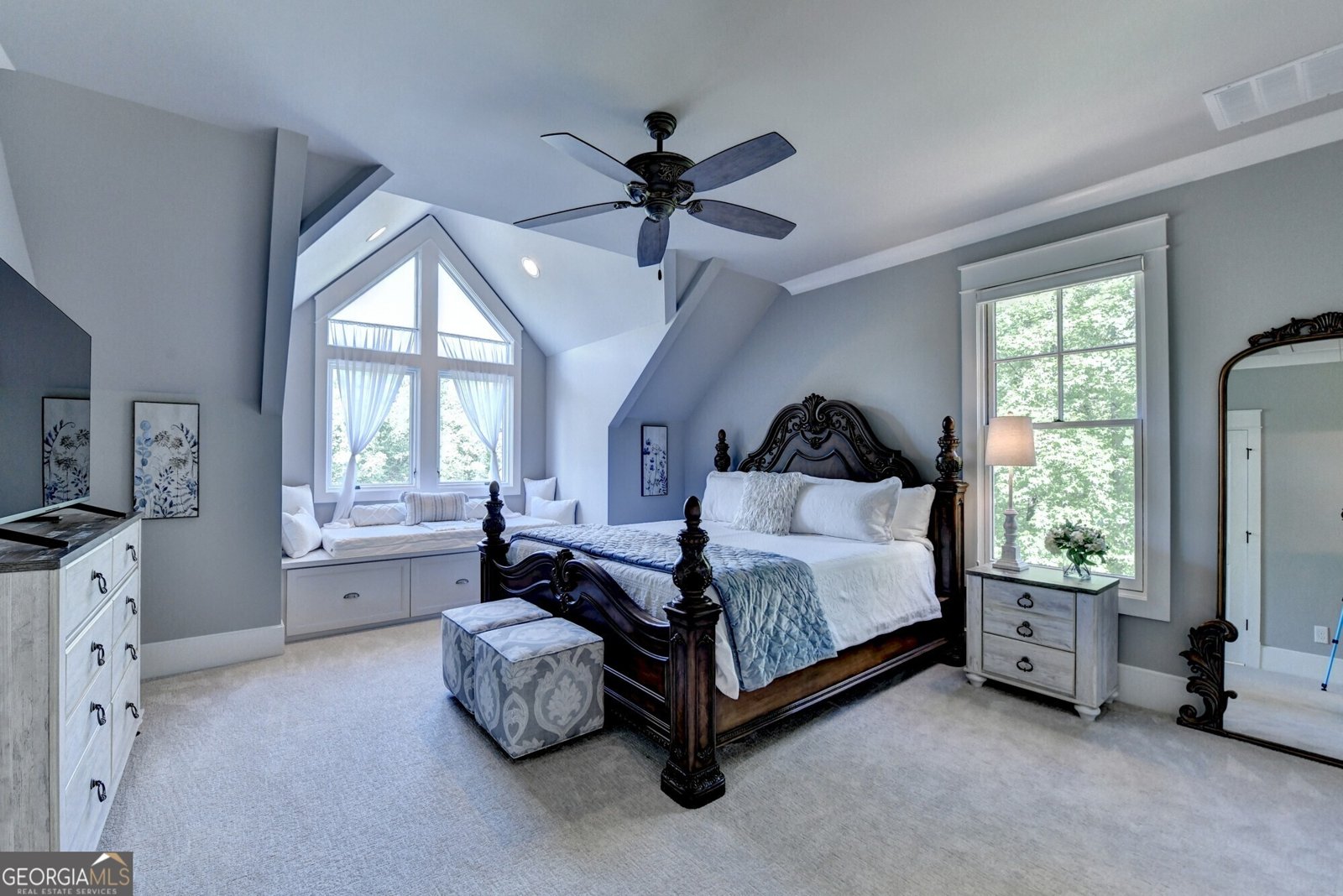676 North Shore Drive Cleveland - 63