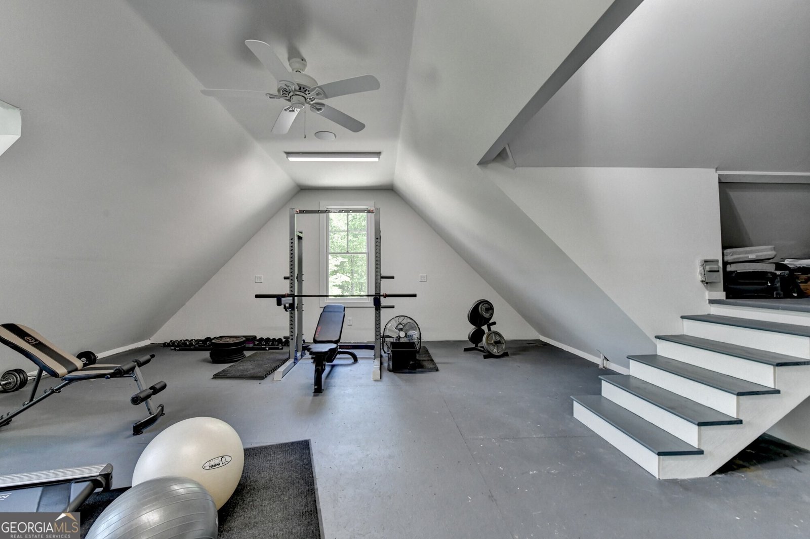 676 North Shore Drive Cleveland - 98