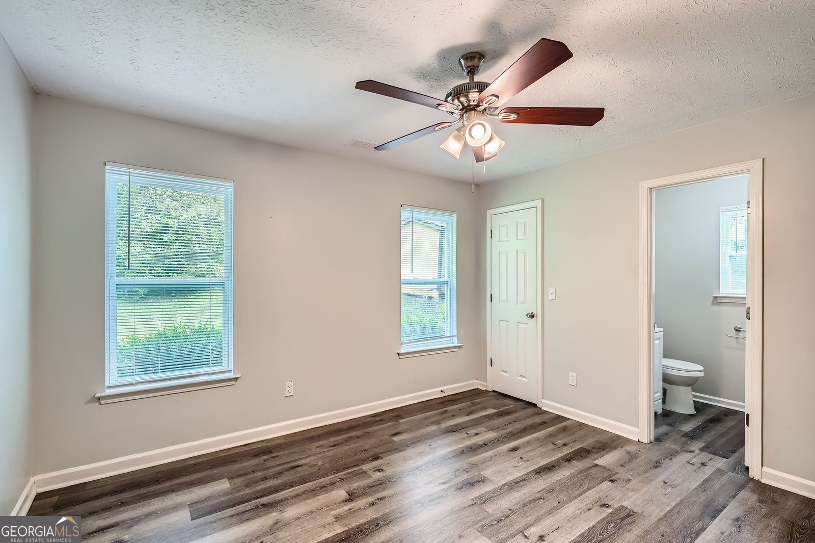 7112 Greenway Cove Covington - 16