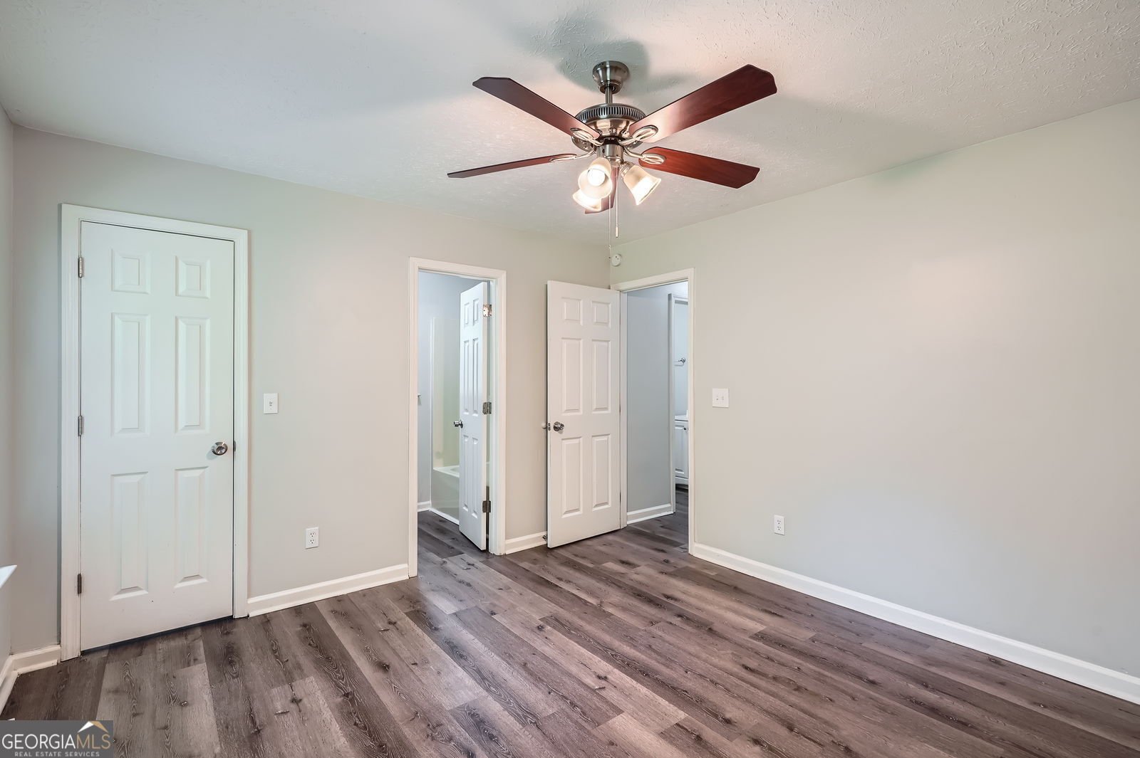 7112 Greenway Cove Covington - 17