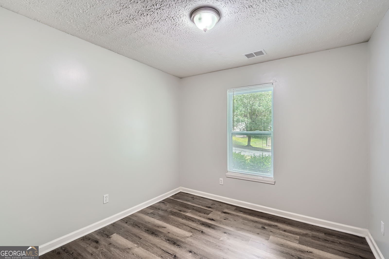 7112 Greenway Cove Covington - 21