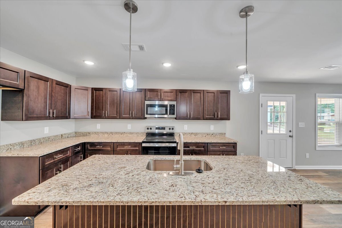 325 Peach Circle Fort Valley - 11