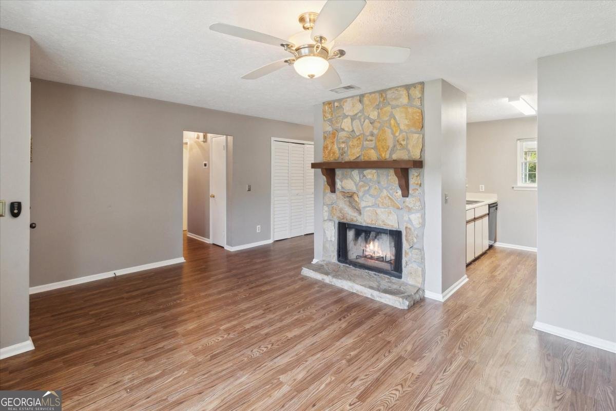 11 Whippoorwill Lane Richmond Hill - 12