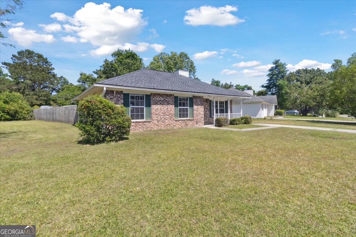 11 Whippoorwill Lane Richmond Hill - 2