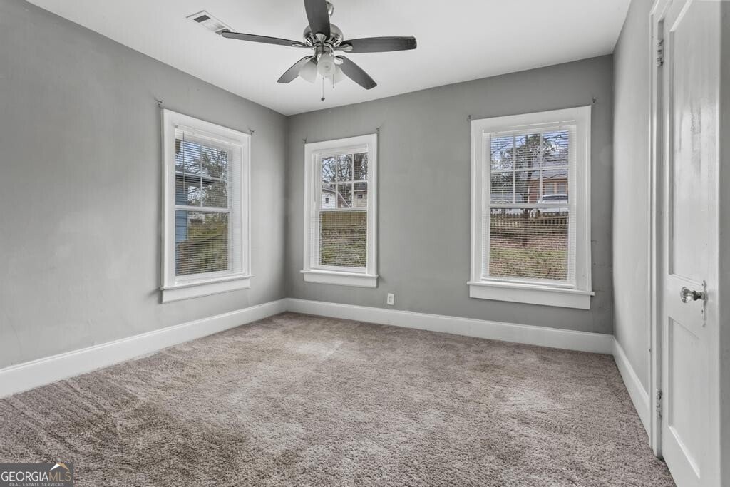 960 Byron Drive Atlanta - 19