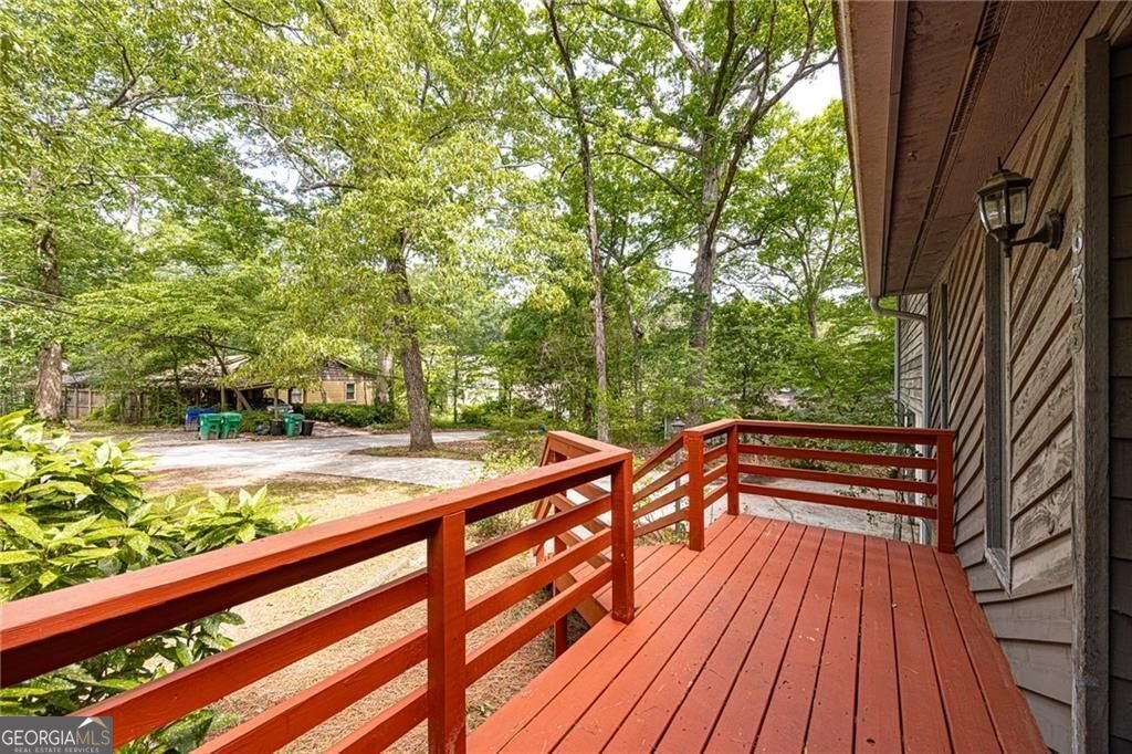 633 Iris Road Pine Lake - 10