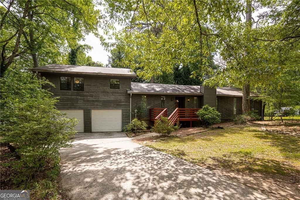 633 Iris Road Pine Lake - 3