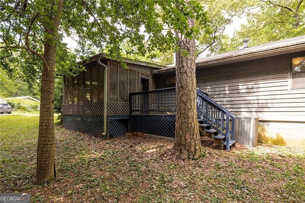 633 Iris Road Pine Lake - 6