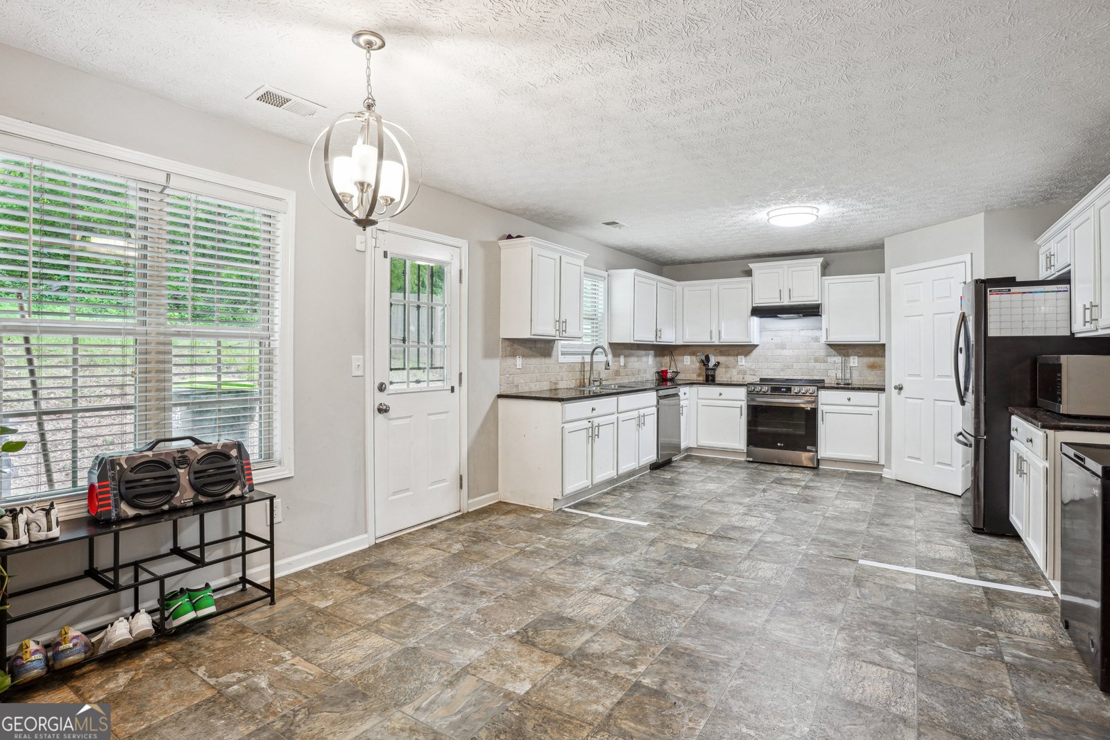 9744 Musket Ridge Circle Jonesboro - 10