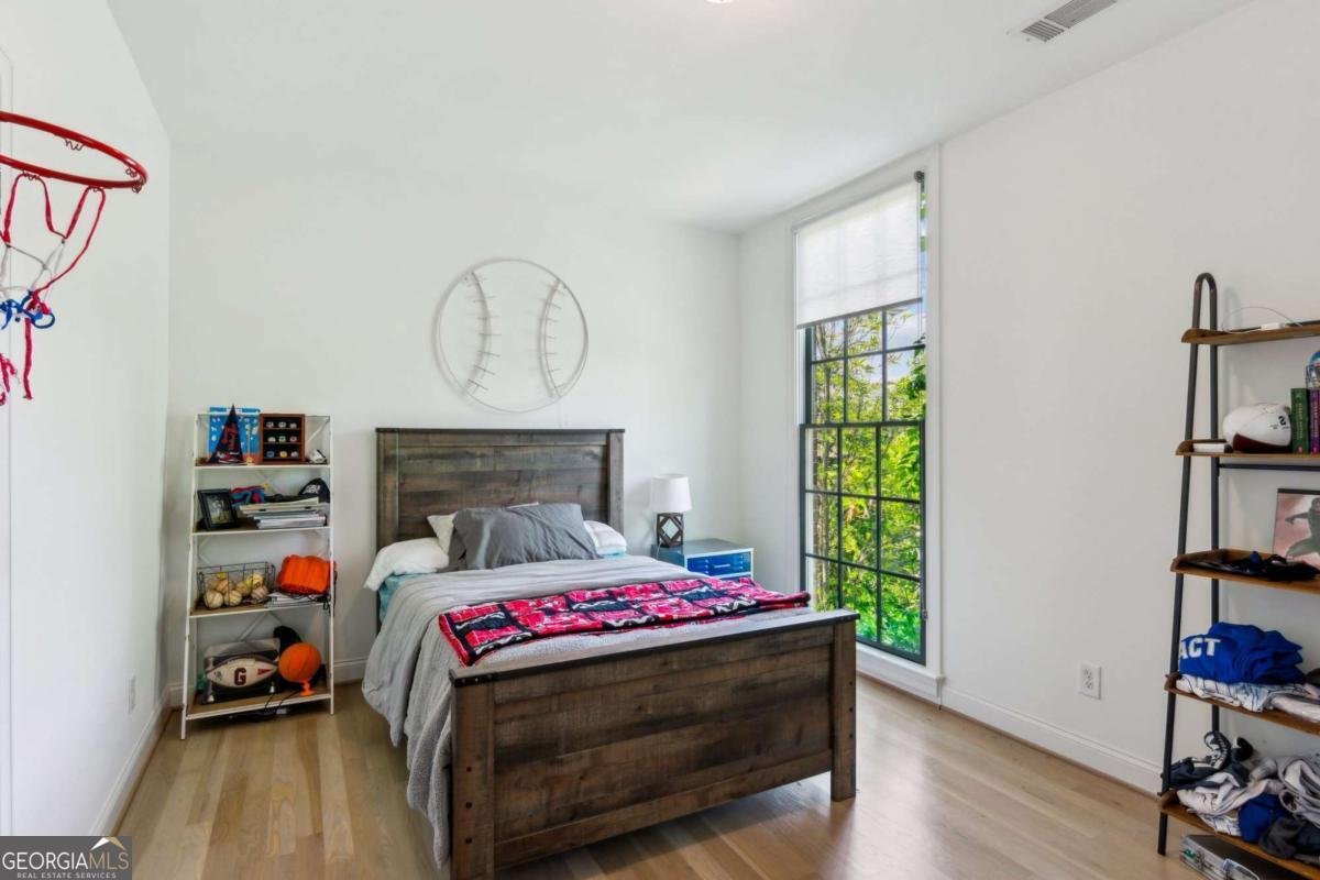 6925 Colfax Avenue Cumming - 24