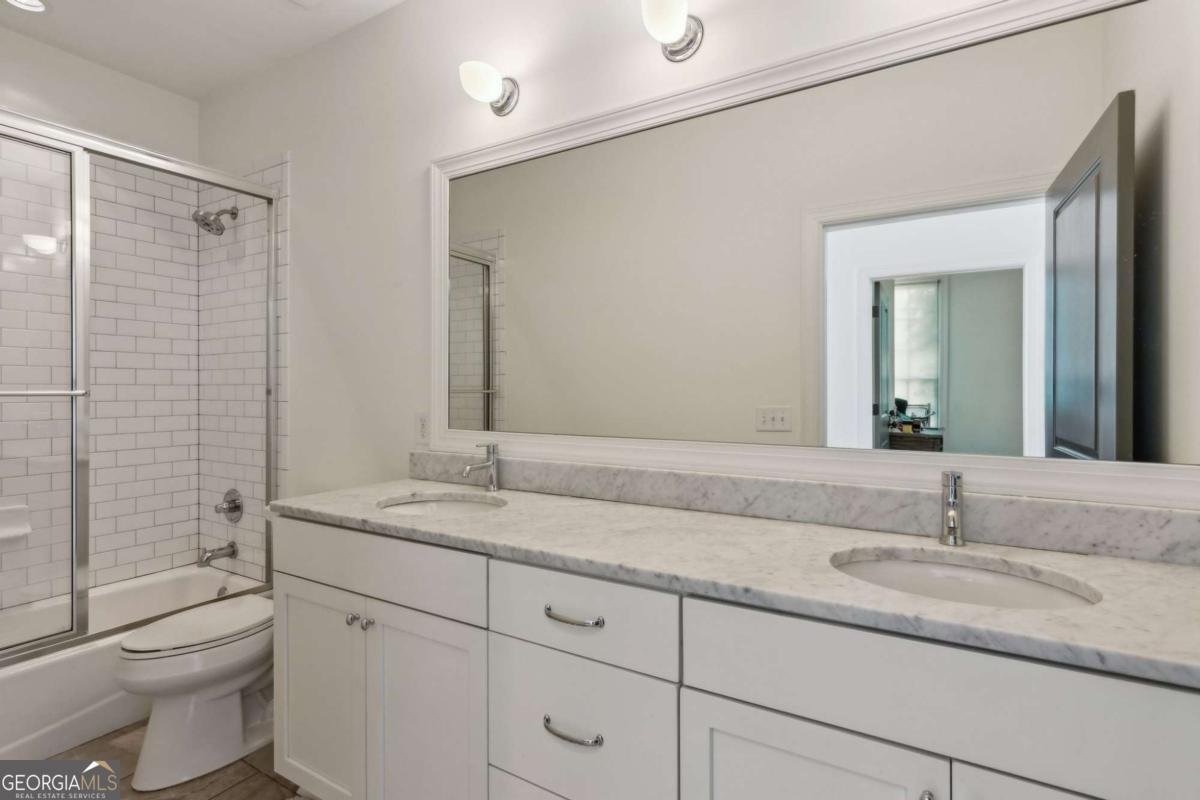 6925 Colfax Avenue Cumming - 25