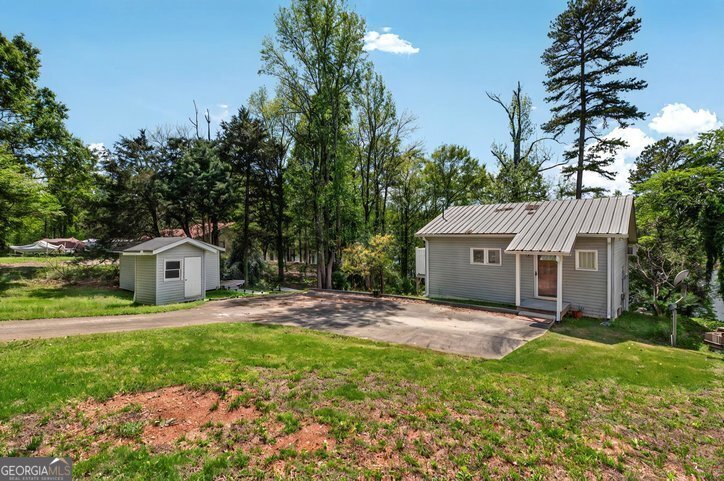 1105 Prater Lane Townville - 1