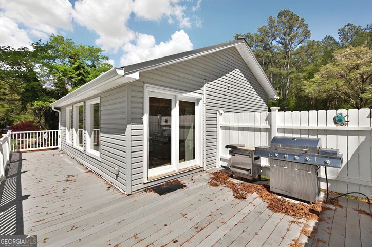 1105 Prater Lane Townville - 16