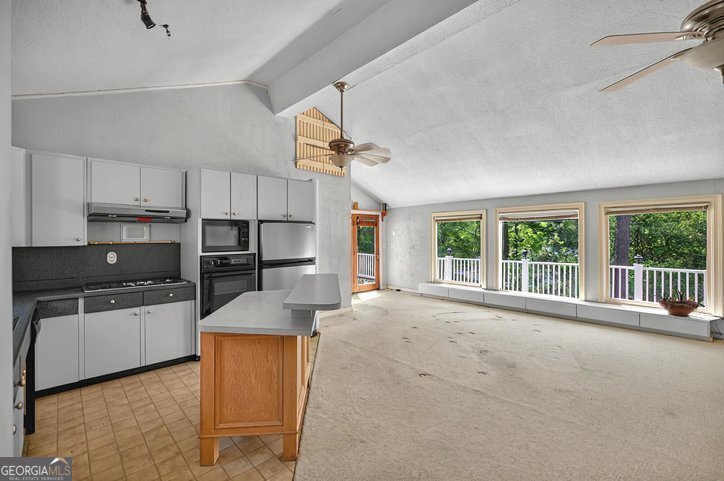 1105 Prater Lane Townville - 3