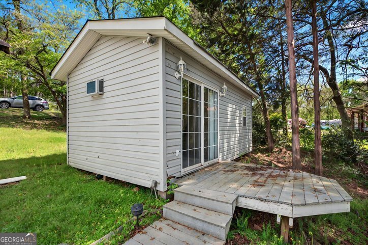 1105 Prater Lane Townville - 33