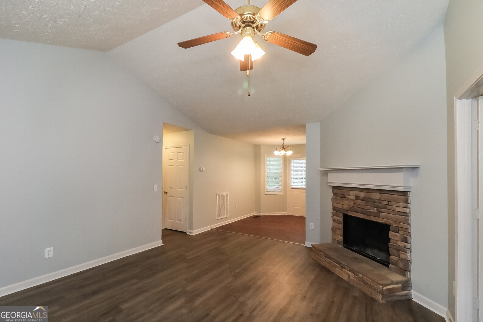 39 Spring Leaf Place Dallas - 3