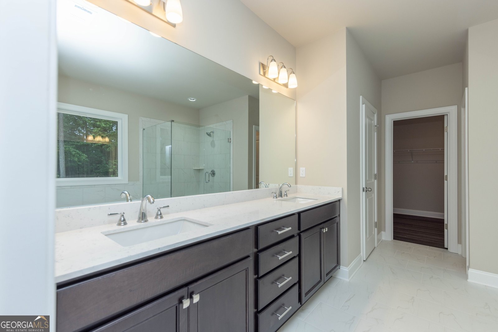 5587 Spring Street Flowery Branch - 37