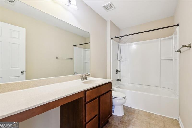 1647 Shire Village Drive Sugar Hill - 10