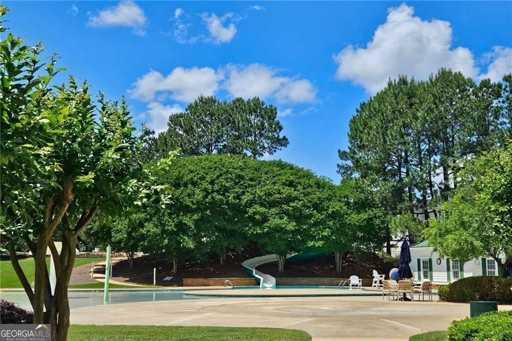 1035 Eagles Brooke Drive Locust Grove - 40