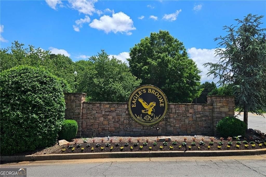 1035 Eagles Brooke Drive Locust Grove - 46