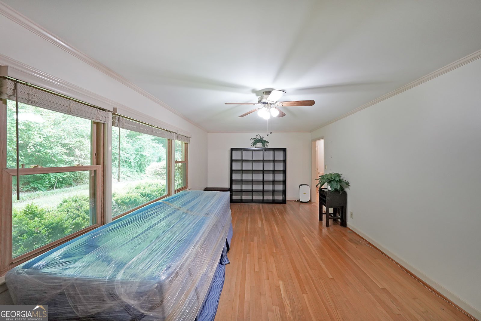 6835 Castleton Drive Sandy Springs - 12