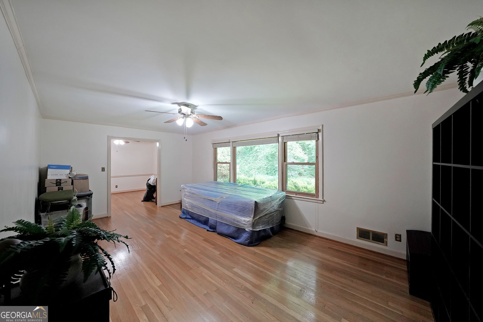 6835 Castleton Drive Sandy Springs - 13