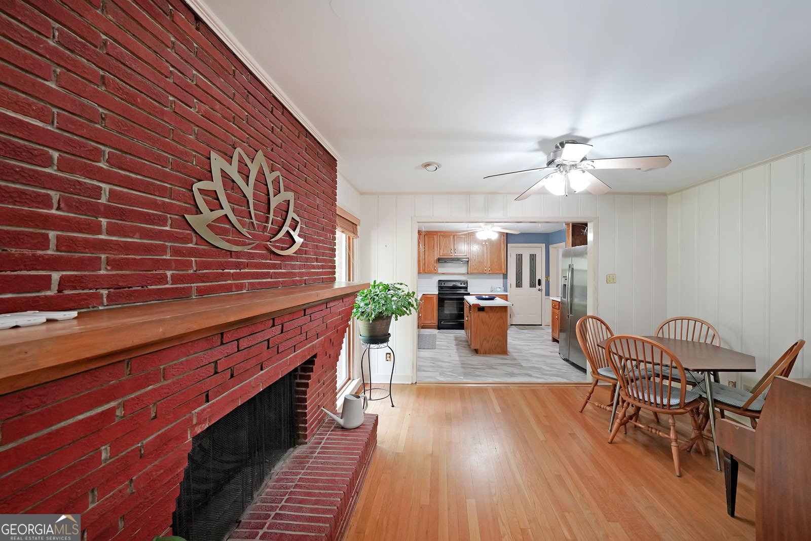 6835 Castleton Drive Sandy Springs - 6