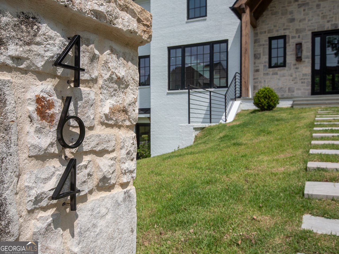 464 Pine Tree Drive Atlanta - 74