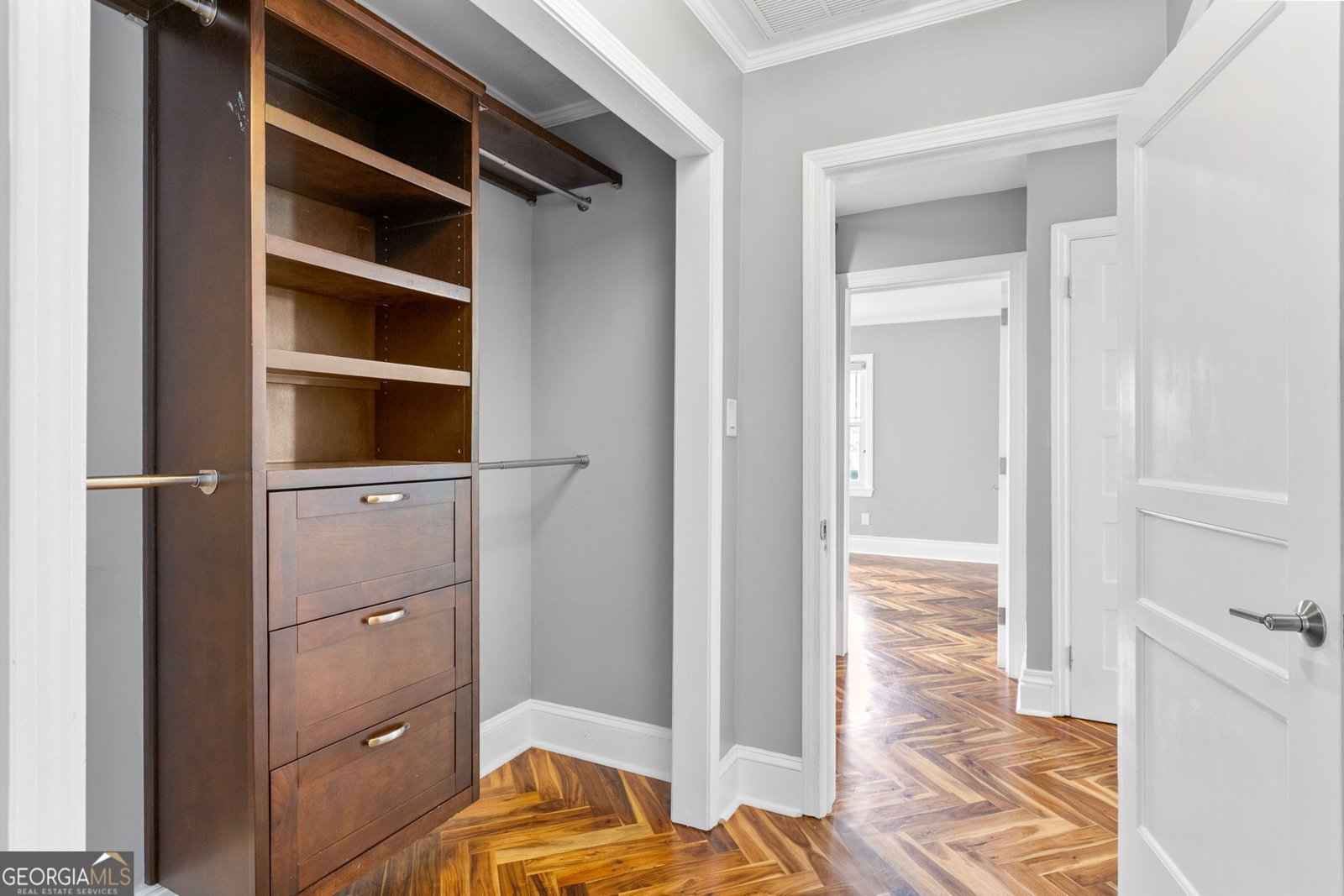 2274 Edgemore Drive Atlanta - 23