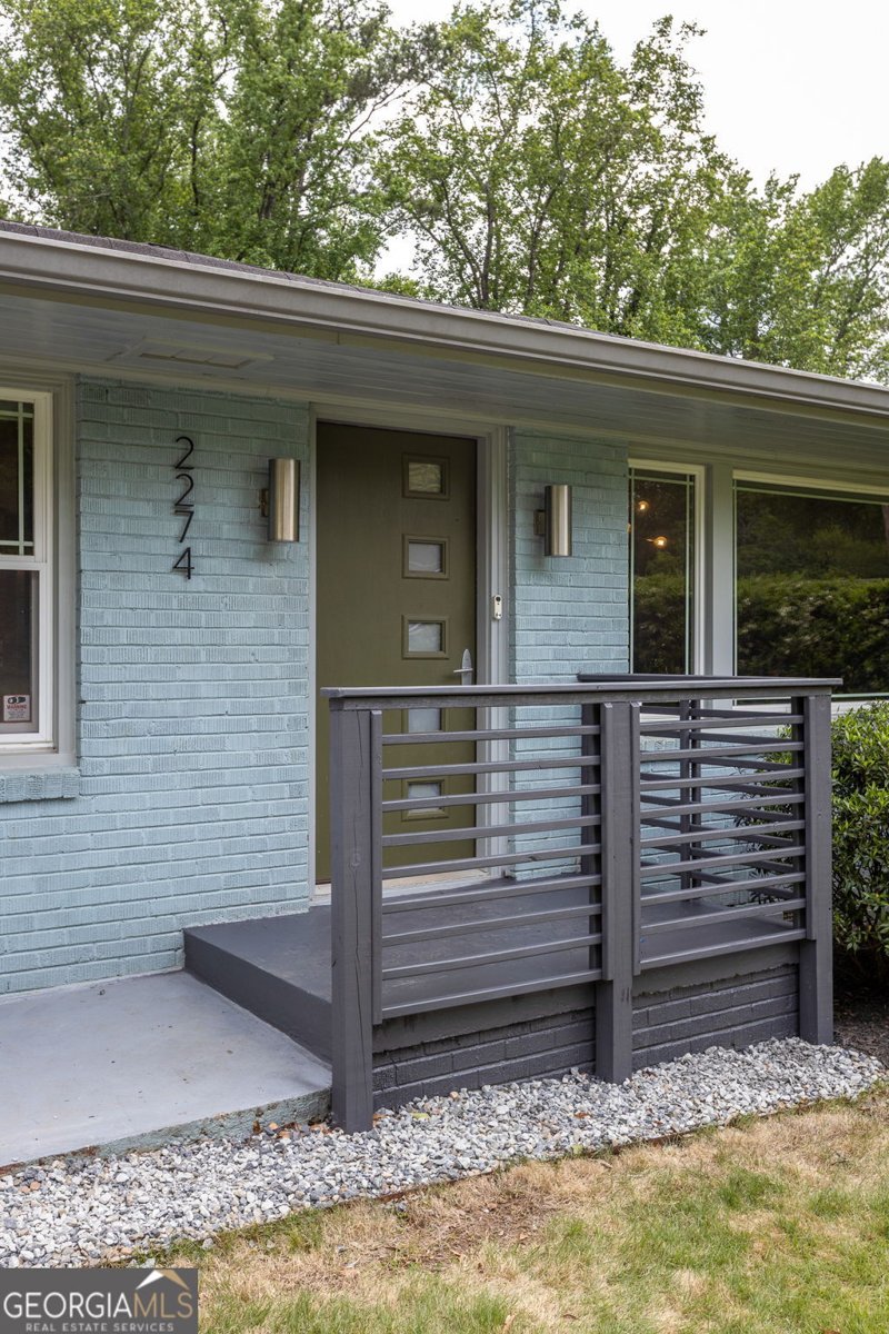 2274 Edgemore Drive Atlanta - 4
