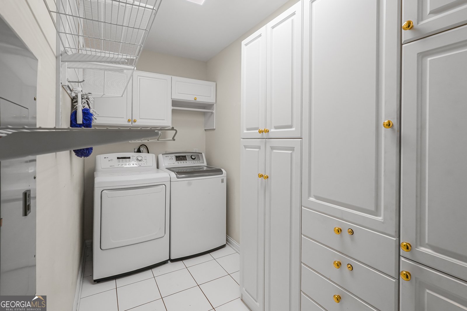 211 Colonial Homes Drive Atlanta - 13