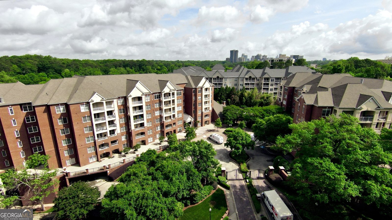 211 Colonial Homes Drive Atlanta - 45