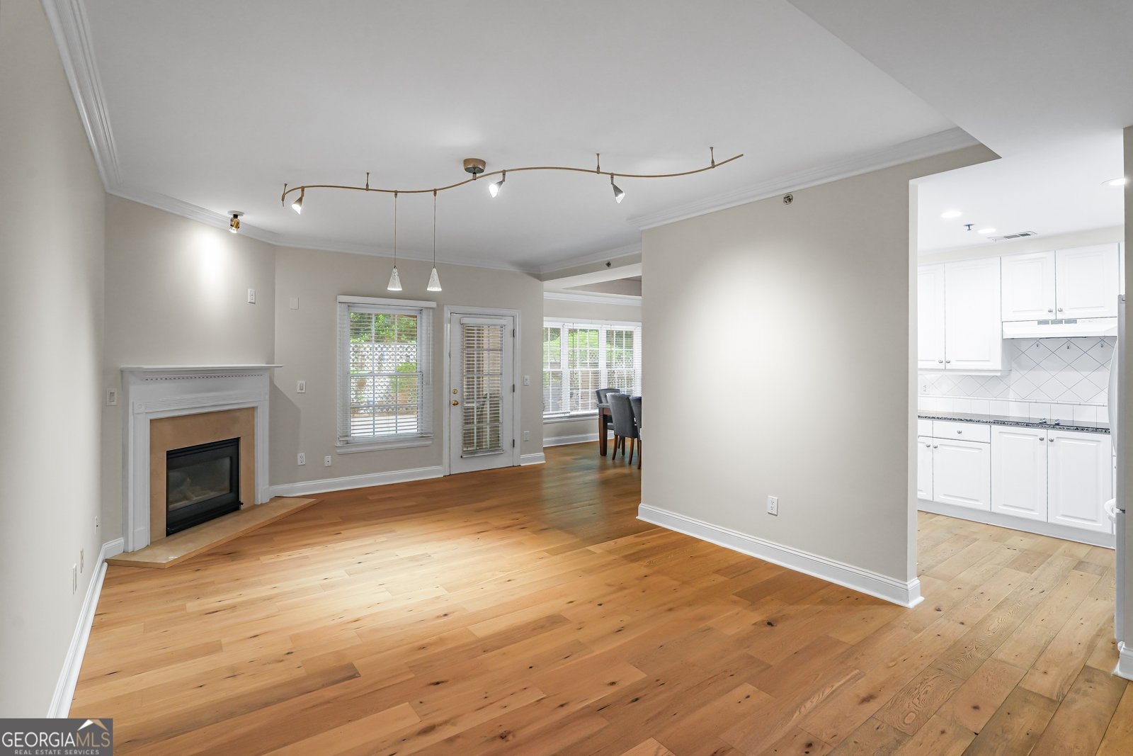 211 Colonial Homes Drive Atlanta - 5