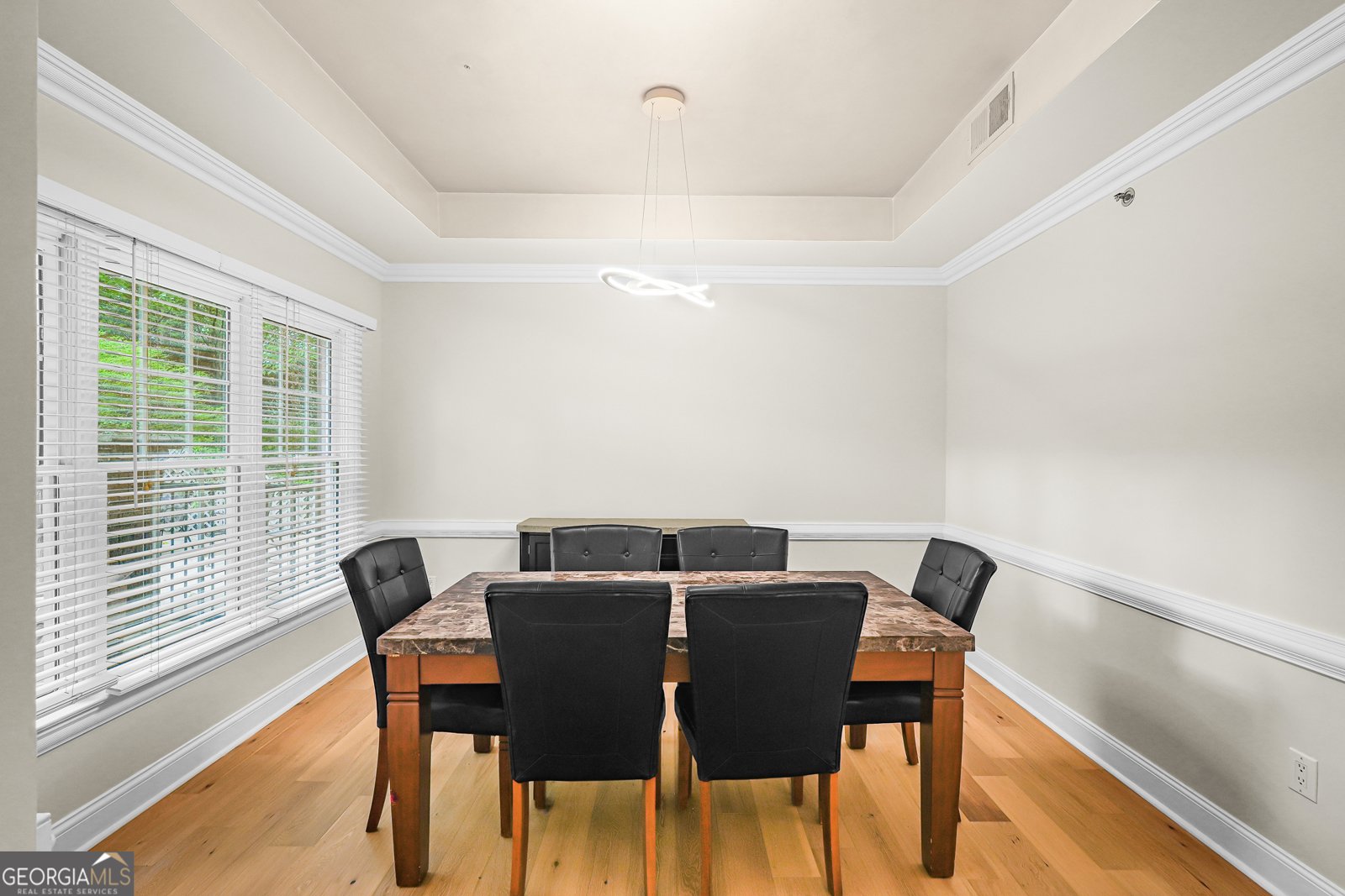 211 Colonial Homes Drive Atlanta - 8