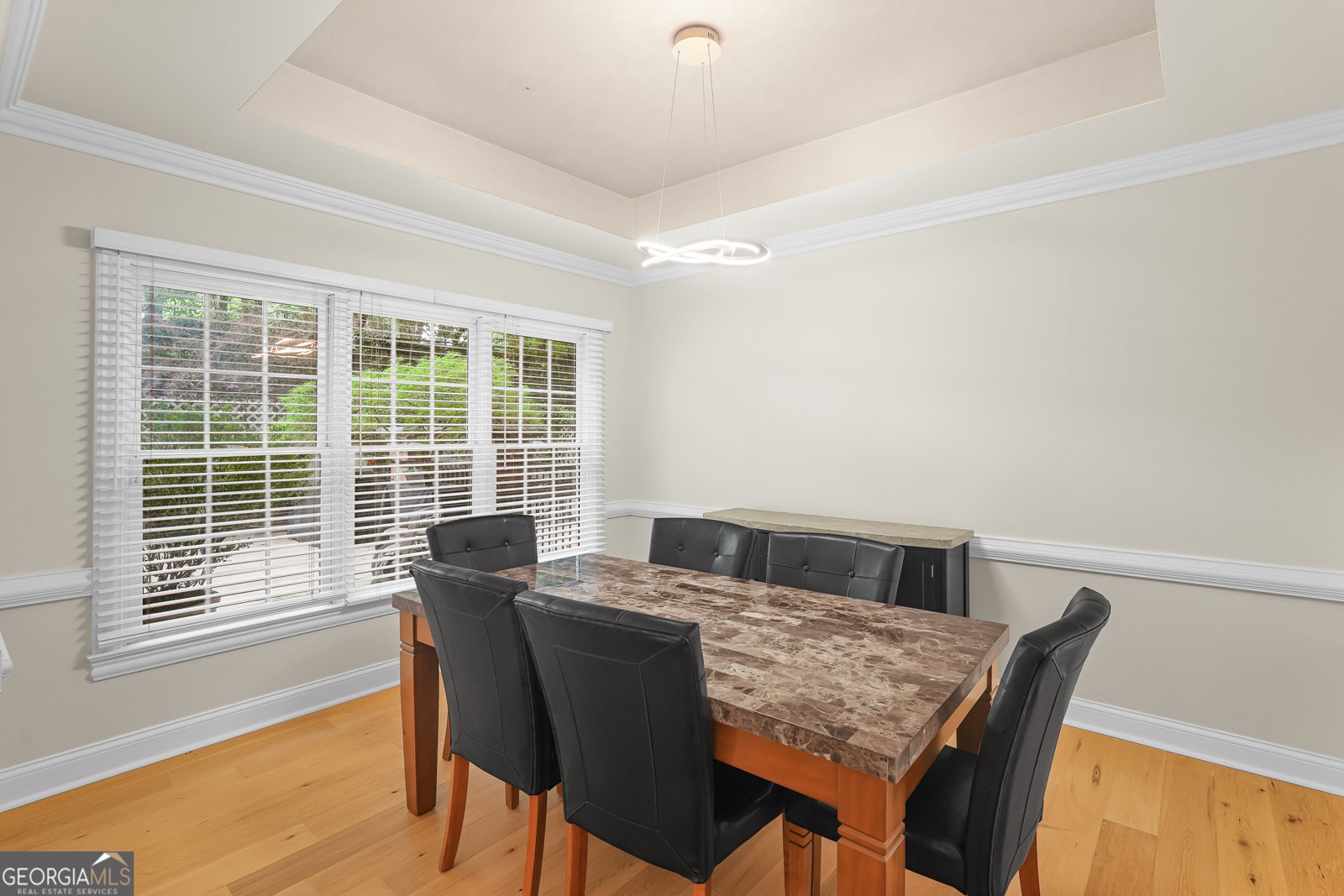 211 Colonial Homes Drive Atlanta - 9