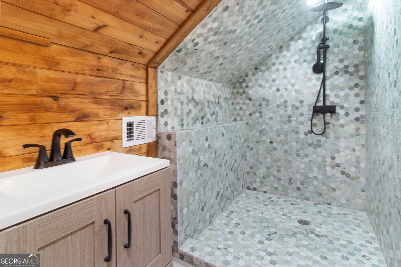 1597 Leguin Mill Road Locust Grove - 33