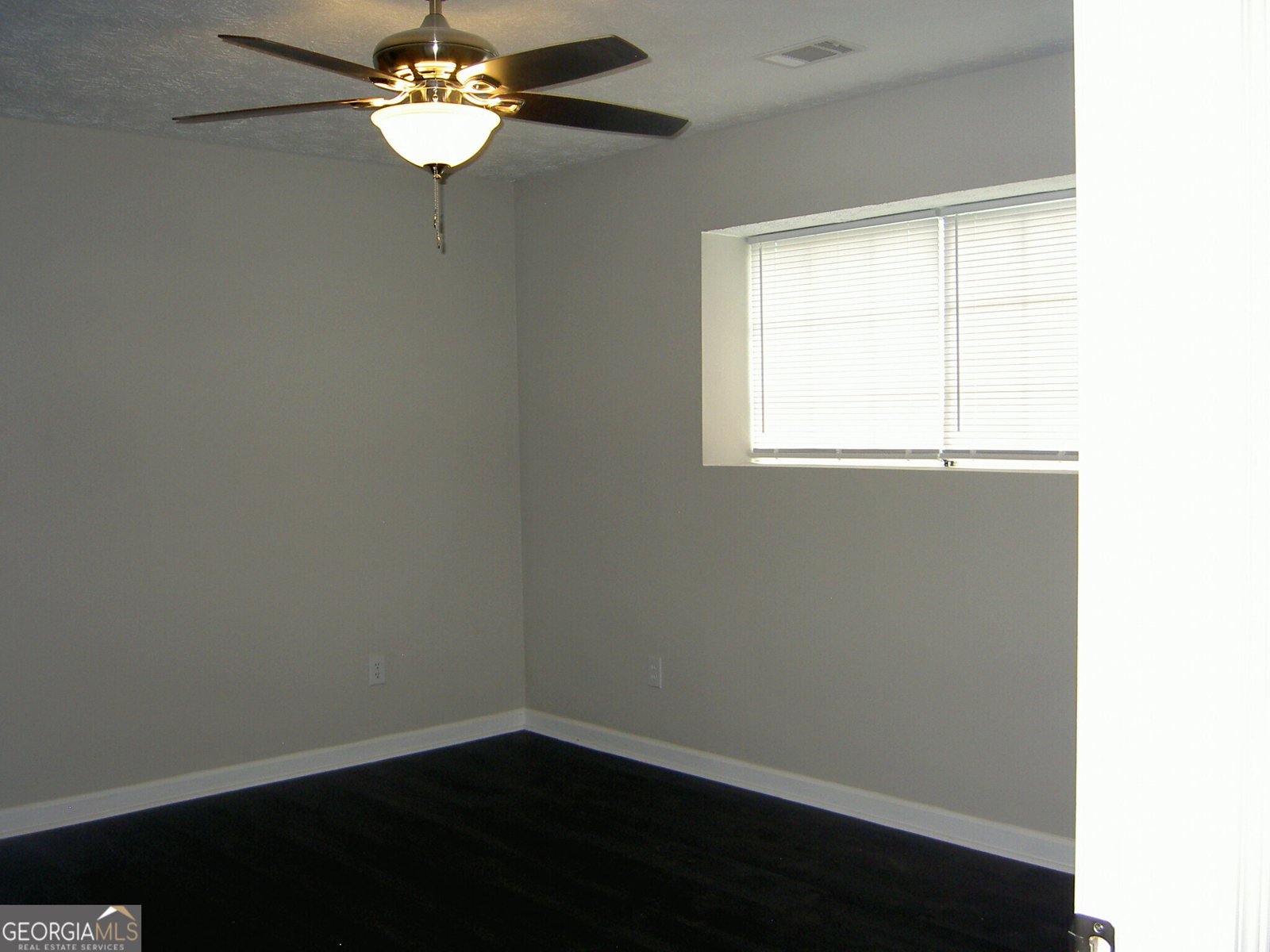 214 Oak Circle Stockbridge - 10