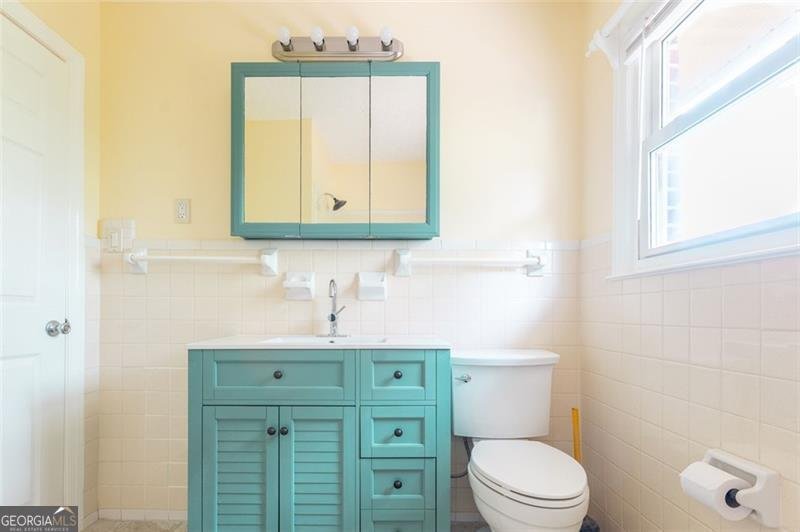 226 FLORA Avenue Rome - 13