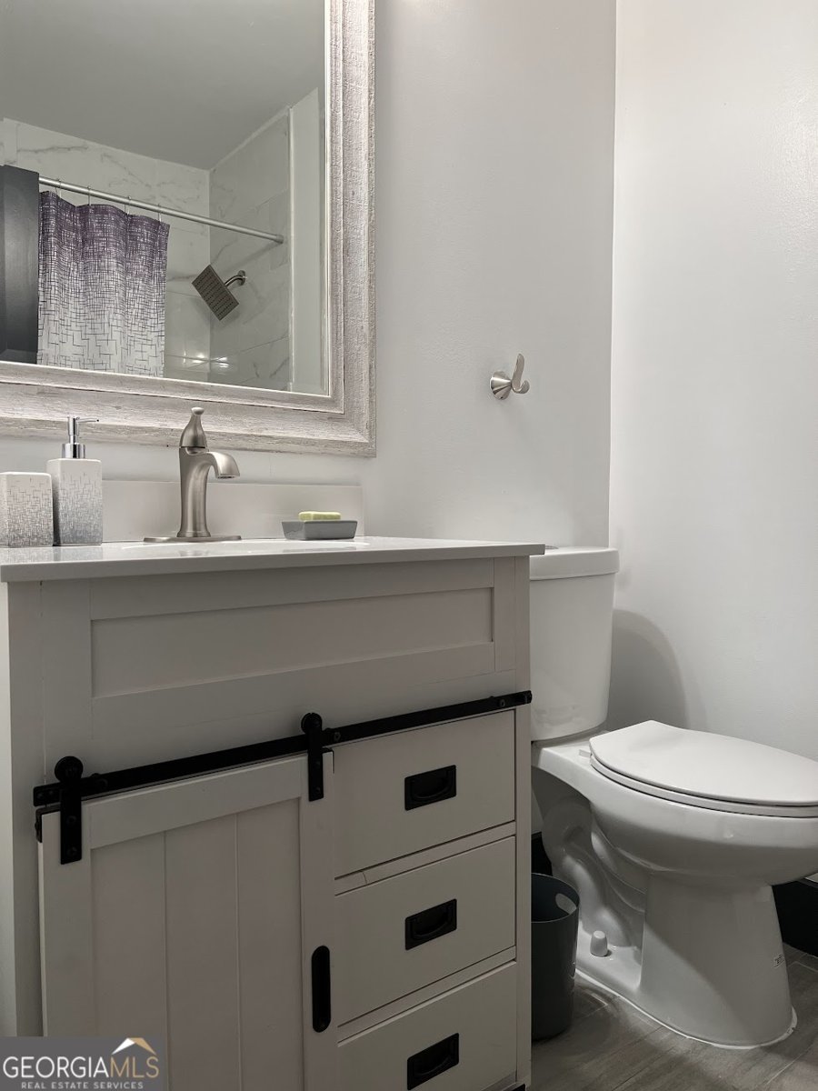 1074 HOBSON Street Atlanta - 35