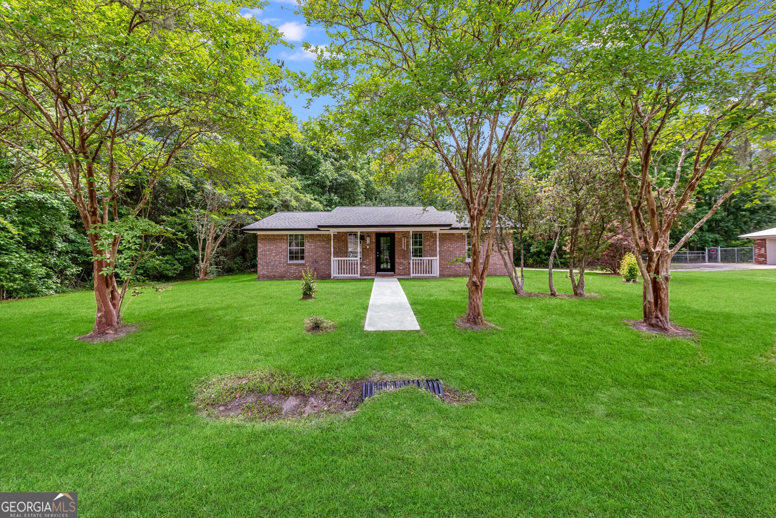 99 Magnolia Avenue Kingsland - 2
