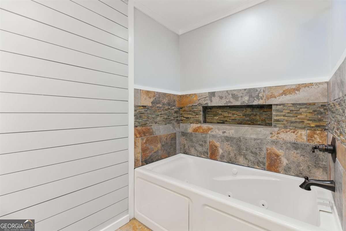 673 Burkhalter Road Silver Creek - 6