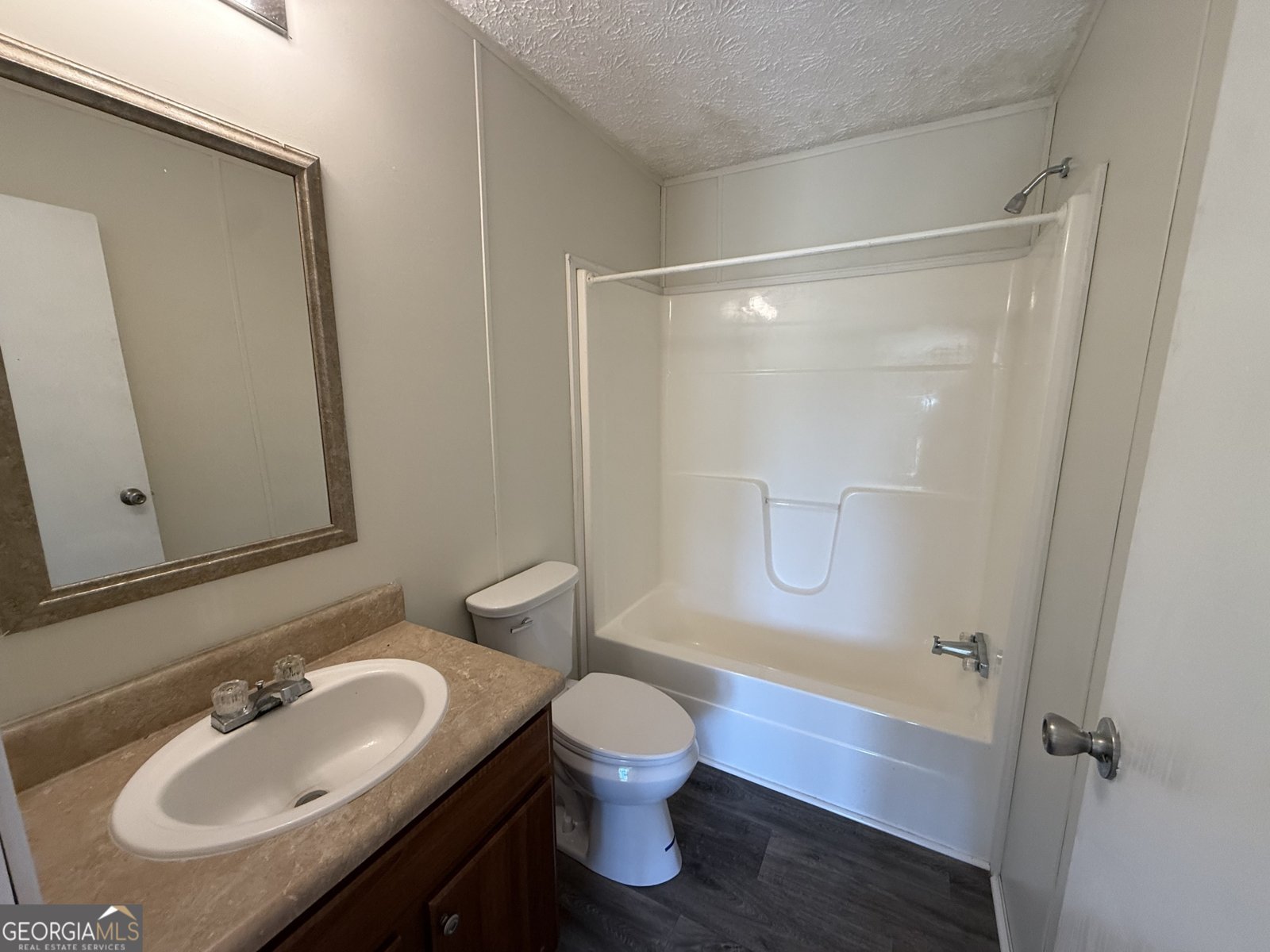 2214 Sheffield Road Rentz - 53