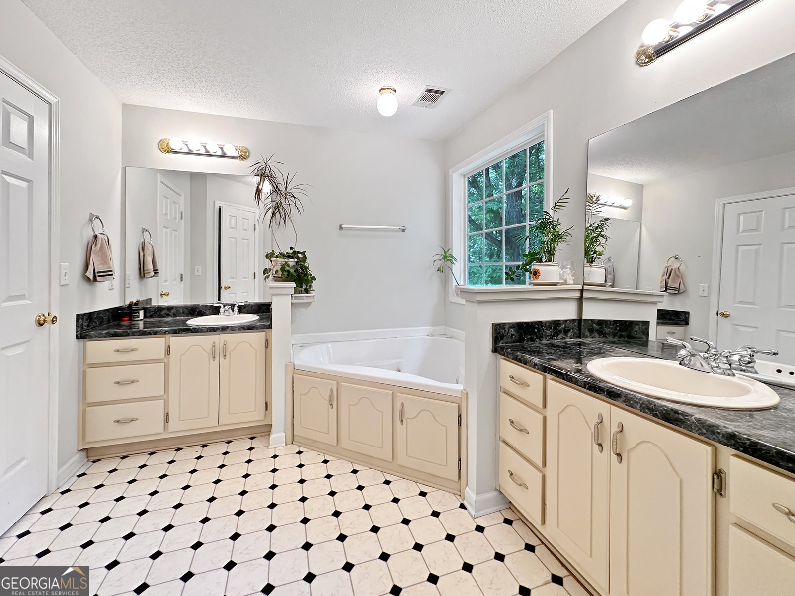 715 Frog Road Locust Grove - 18