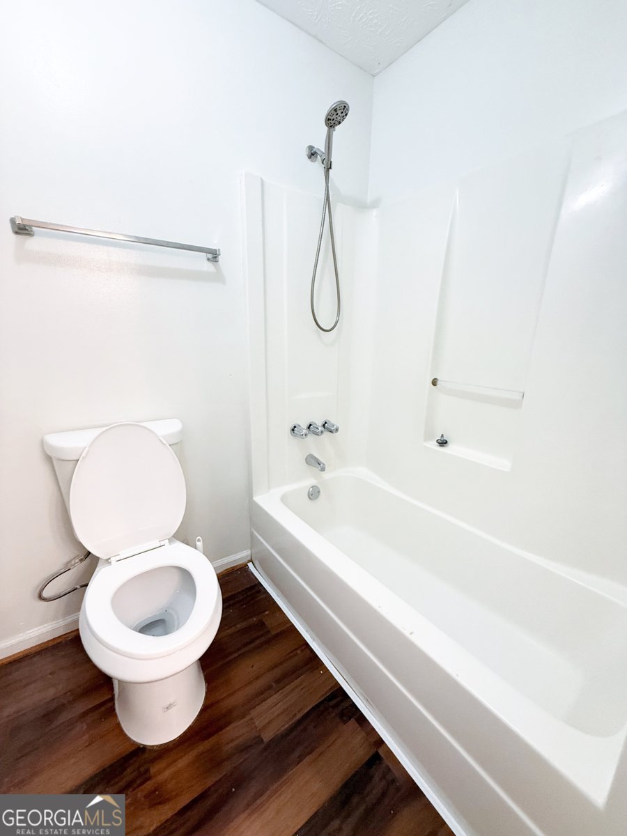 5349 Minnie Lee Drive Columbus - 13