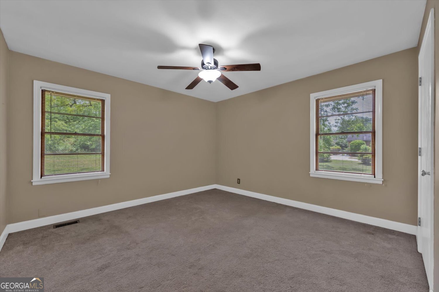 829 Berkshire Drive Washington - 14