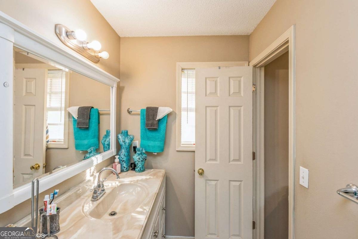 7490 Hunters Ridge Drive Douglasville - 20